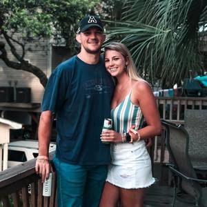 Meet your Posher, Logan